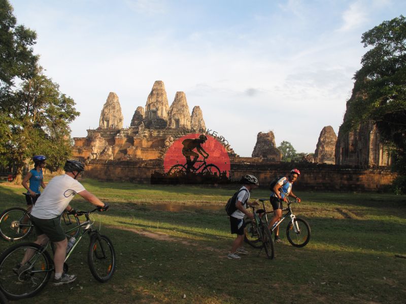 7 Days Cycling Through Mekong Delta To Angkor Wat